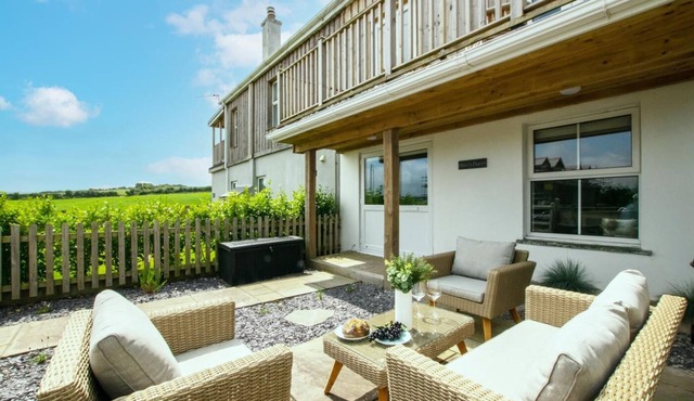 3 Bed in Little Petherick (oc-p00899)