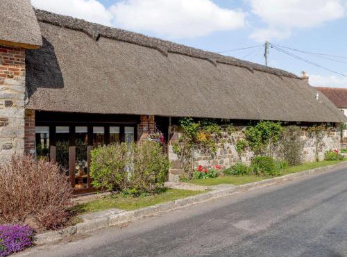 3 Bed in Wareham oc-dc029