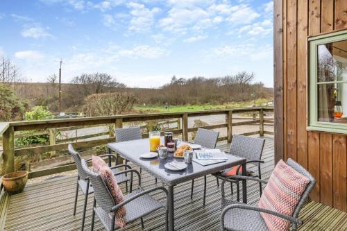 3 Bed in Winnards Perch oc-m30557