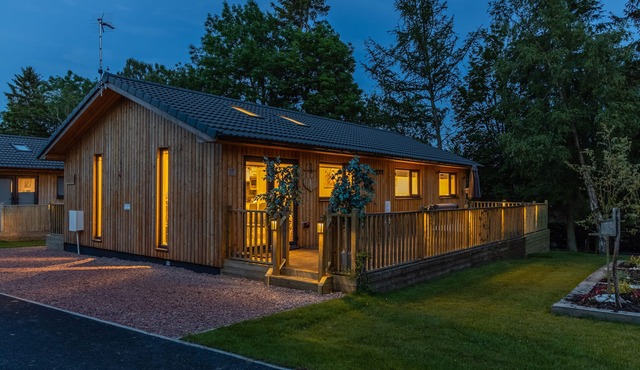 3 Bedroom 2 bathroom luxurious lodge with hot tub in stunning Northumberland