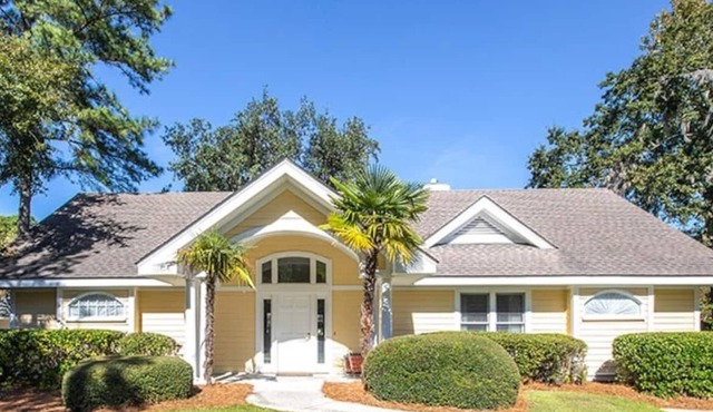 3 Bedroom 3 Bath Cottage Sleeps 8 Great Amenities