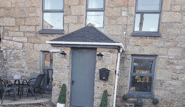 3 bedroom accommodation in Mousehole, near Penzance
