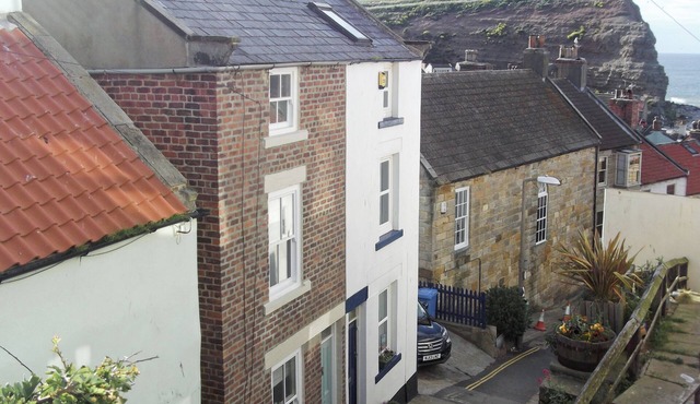 3 bedroom accommodation in Staithes