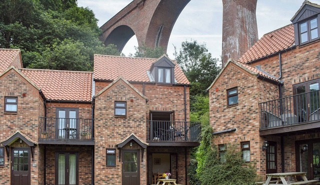3 bedroom accommodation in Whitby