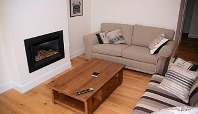 3 bedroom cottage near Arundel Castle and Beach