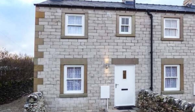 3 Primitive Croft