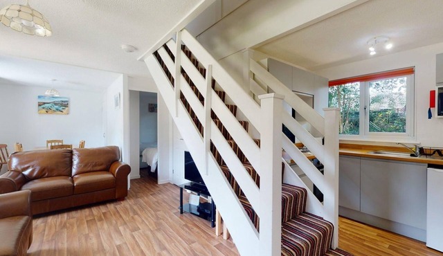37 Trevithick Court, Tolroy Manor