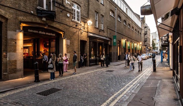 4 Bed & 4 Bath Penthouse in Covent Garden ZONE 1