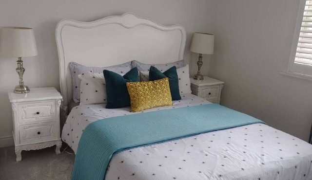 4 Bed Modern House next to Hyde Park