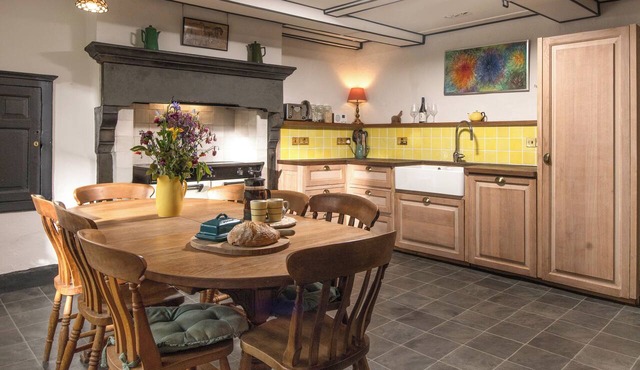 4 bedroom accommodation in Ravenstonedale, near Kirby Stephen