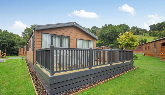 4 bedroom accommodation in Bala,