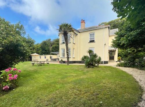 5 Bed in Bude oc-60291
