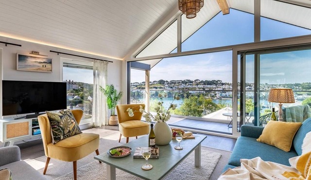5 Bed in Fowey (oc-93849)