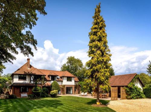 5 Bed in Lymington oc-88733