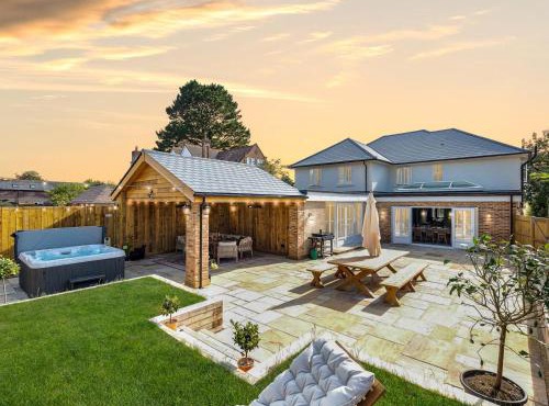 5 Bed in Lymington oc-96189