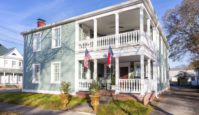 5BR Historic Downtown