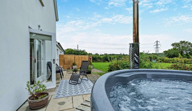 6 Bed in Ludchurch (oc-m29751)