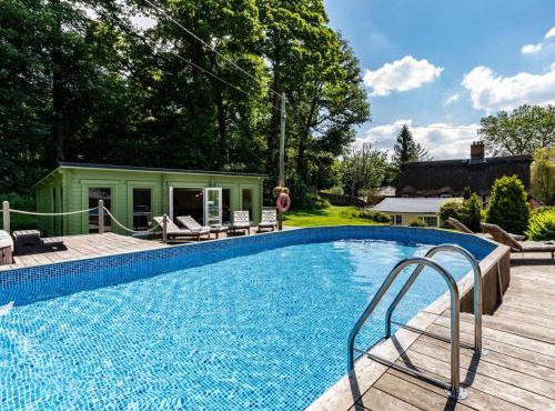 6 Bed in Lymington oc-56765
