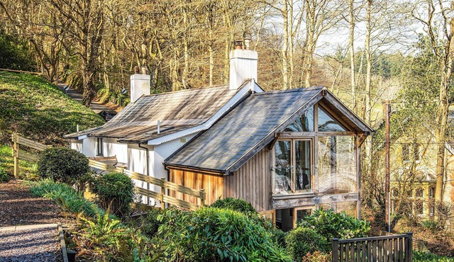 6 bedroom accommodation in Sidmouth