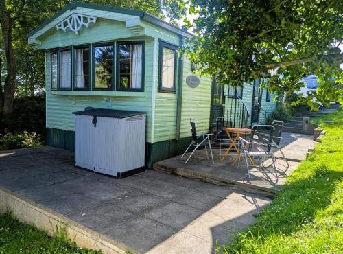 A Tranquil Base for Relaxation and Exploration
