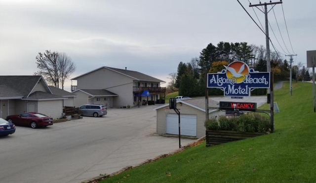 Algoma Beach Motel in Algoma