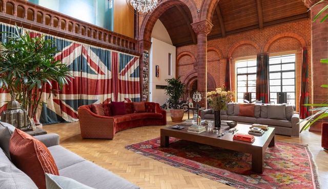 All Saints House by onefinestay