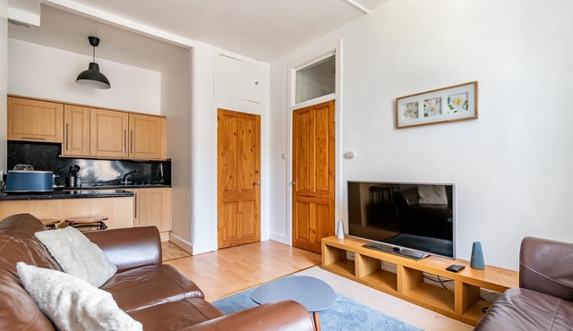 amazing apartments - Dalgety St near Holyrood