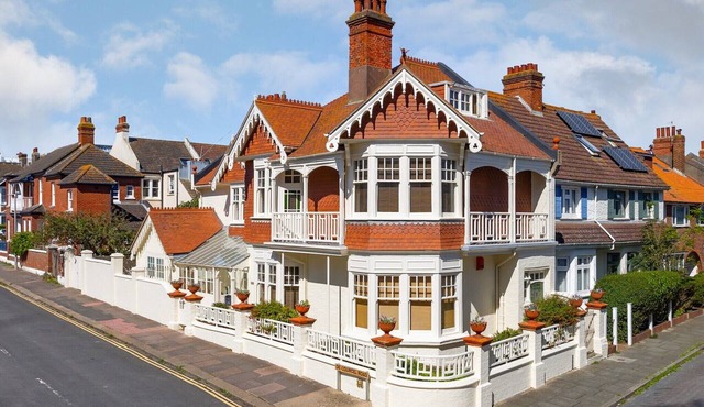 Apartment in Brighton near the Beach