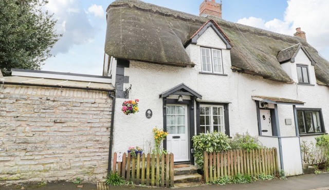 Apple Tree Cottage, Harvington