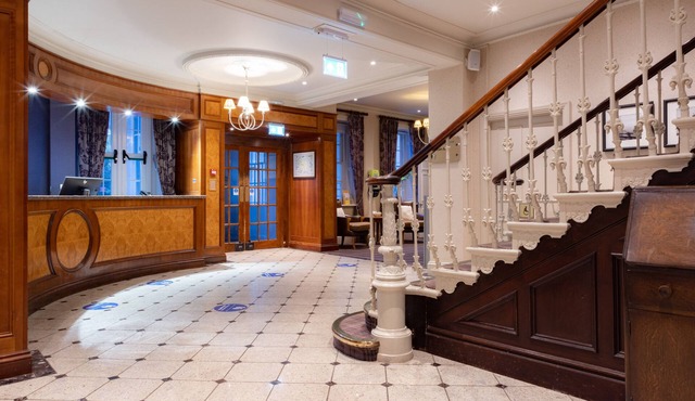 Avisford Park Hotel