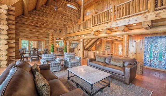 Azalea Retreat- The Lodge | Pool | Pickleball