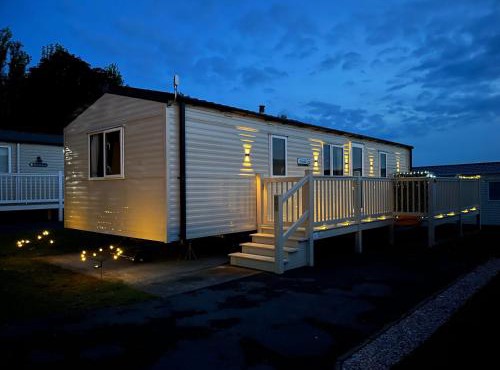 Bang Tidy 261 - Cabin - Wifi - Pool - Sleep 6