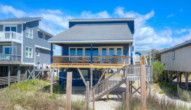 Barefootin Bs, 5-bed, 2-bath—perfect for family fun!