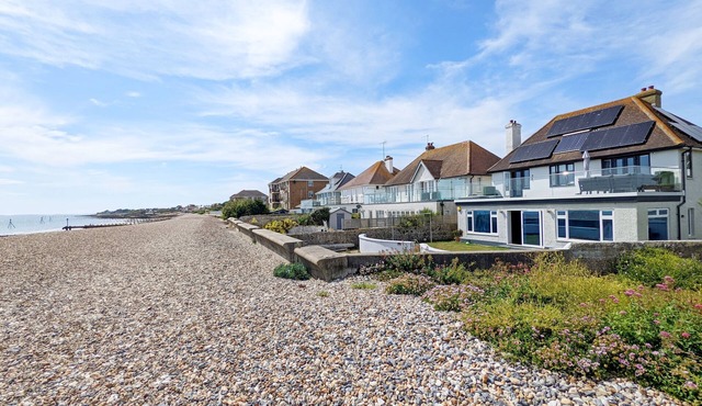 Beach View - sleeps 11 guests in 5 bedrooms