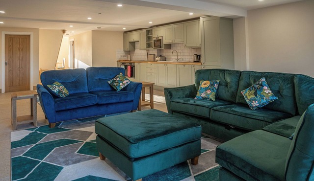 BEARS COURT BARN 5, pet friendly in Bourton-On-The-Water
