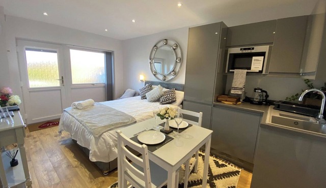 Beautiful 1-Bed studio in Penrith