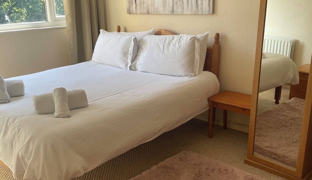 Beautiful 2 bedroom for 5, walk to town, near Legoland and Lapland!