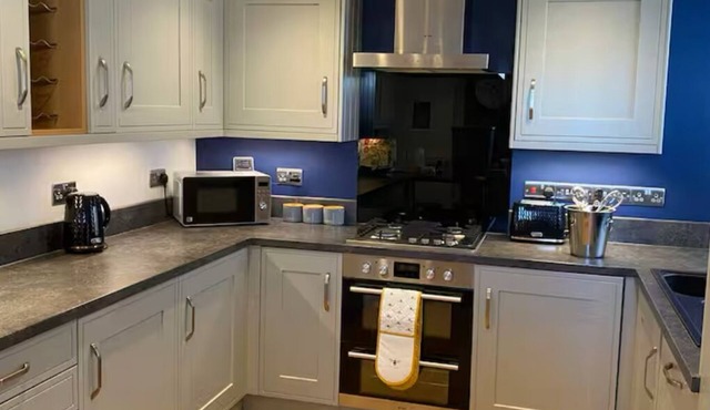 Beautiful cottage near the sea, pet friendly