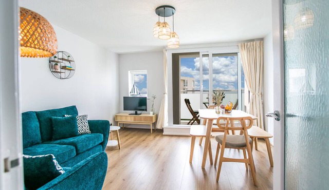 Bliss View Beach front apartment East Wittering