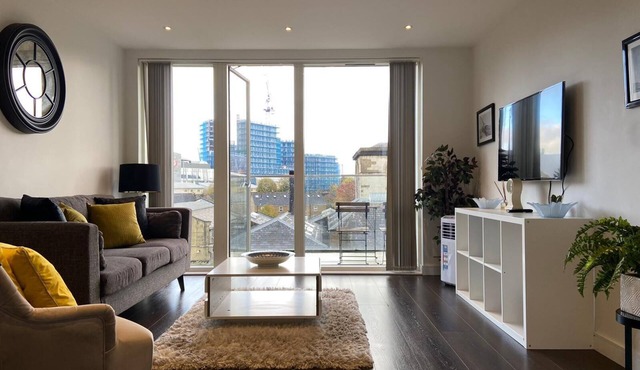 Blissful one bed Near the River
