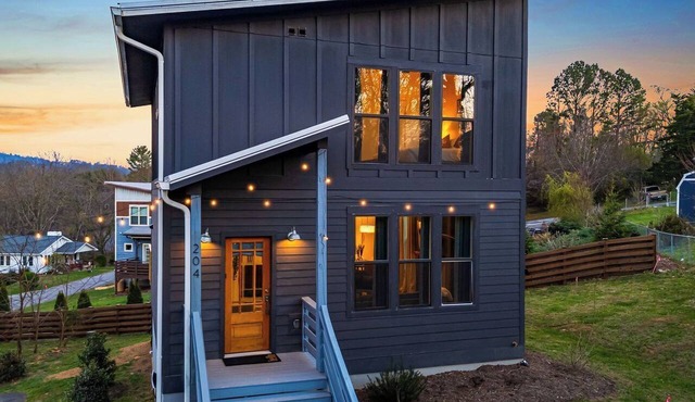 Blue Ridge House with Hot Tub - 204