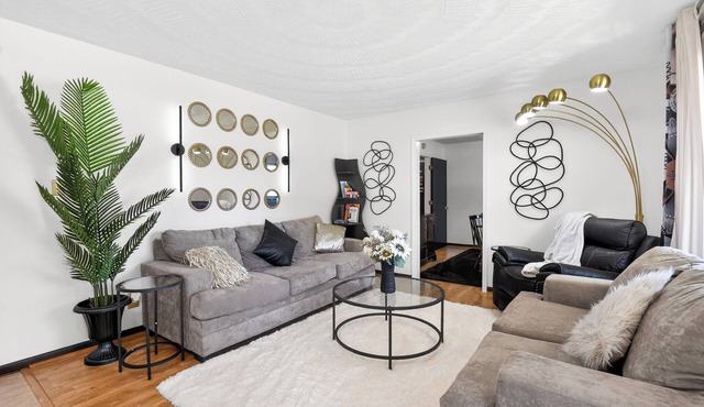 Boutique Family Retreat near Fort Eustis & Williamsburg