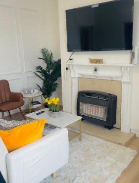 Brits-Halley Luxury Apartments