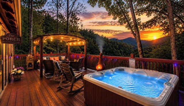 Bryson City Cabin | Hot Tub, Mtn Views | Sleeps 8