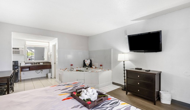 Budgetel Inn and Suite