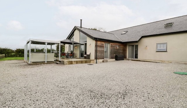 Cae Sam: Charming Retreat in Pentraeth