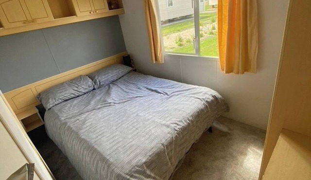 Caravan - Sleeps 4 - Parking - 10Mins To Beach