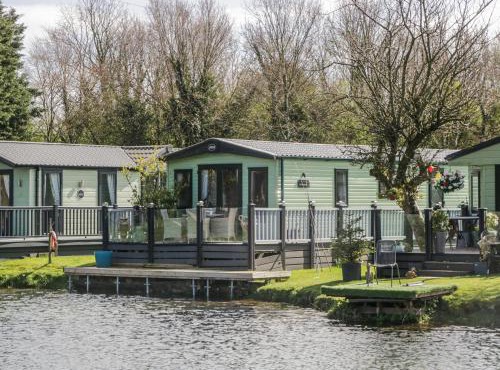Carp Lodge