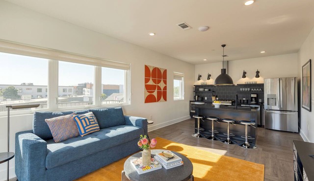 Carter #205 by AvantStay | 4BR + Balcony