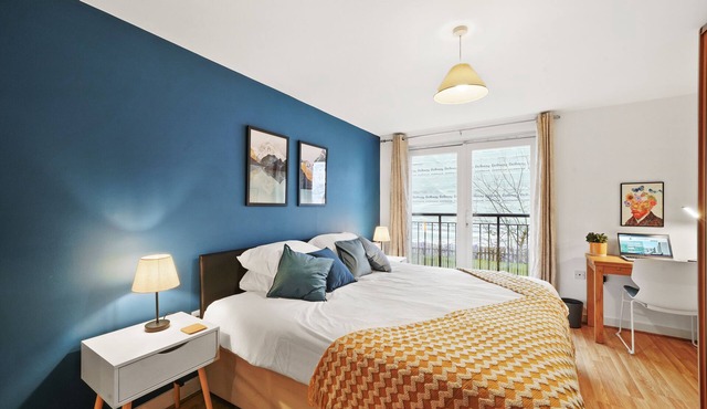 Central Bishops Stortford 2BR Apartment